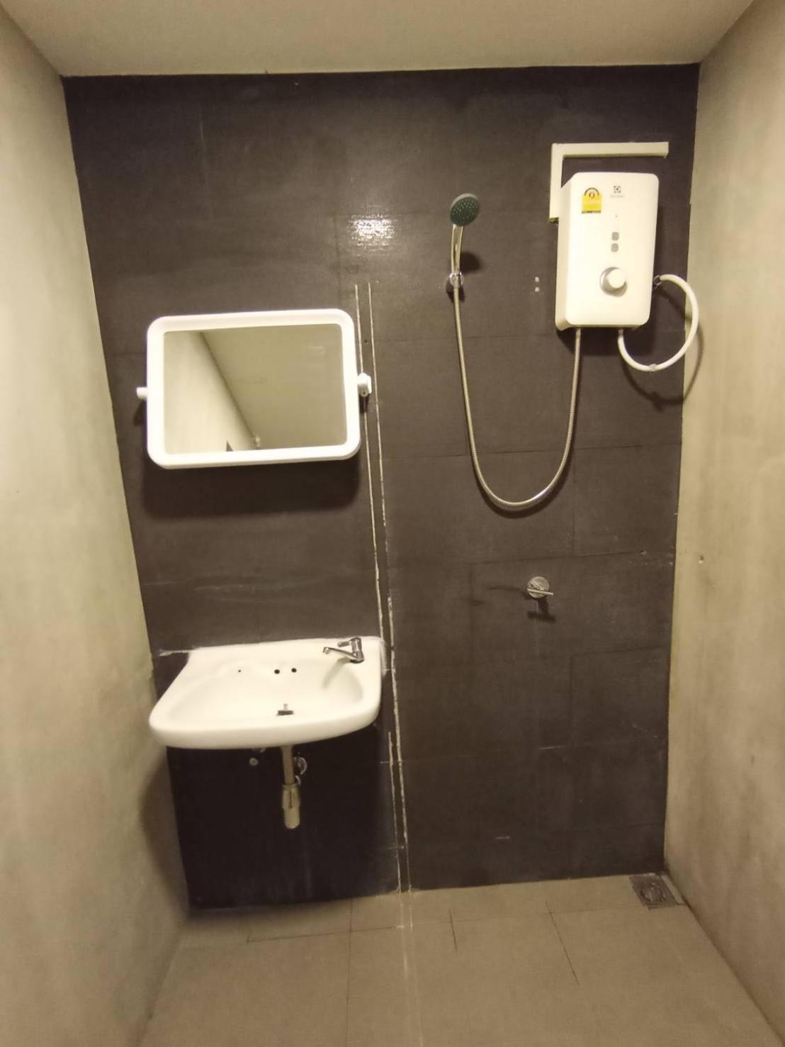 Go Inn Silom - Bts Saint Louis โกอินน์ สีลม - สถานีรถไฟฟ้าเซนต์หลุยส์ X Bangkok Dış mekan fotoğraf